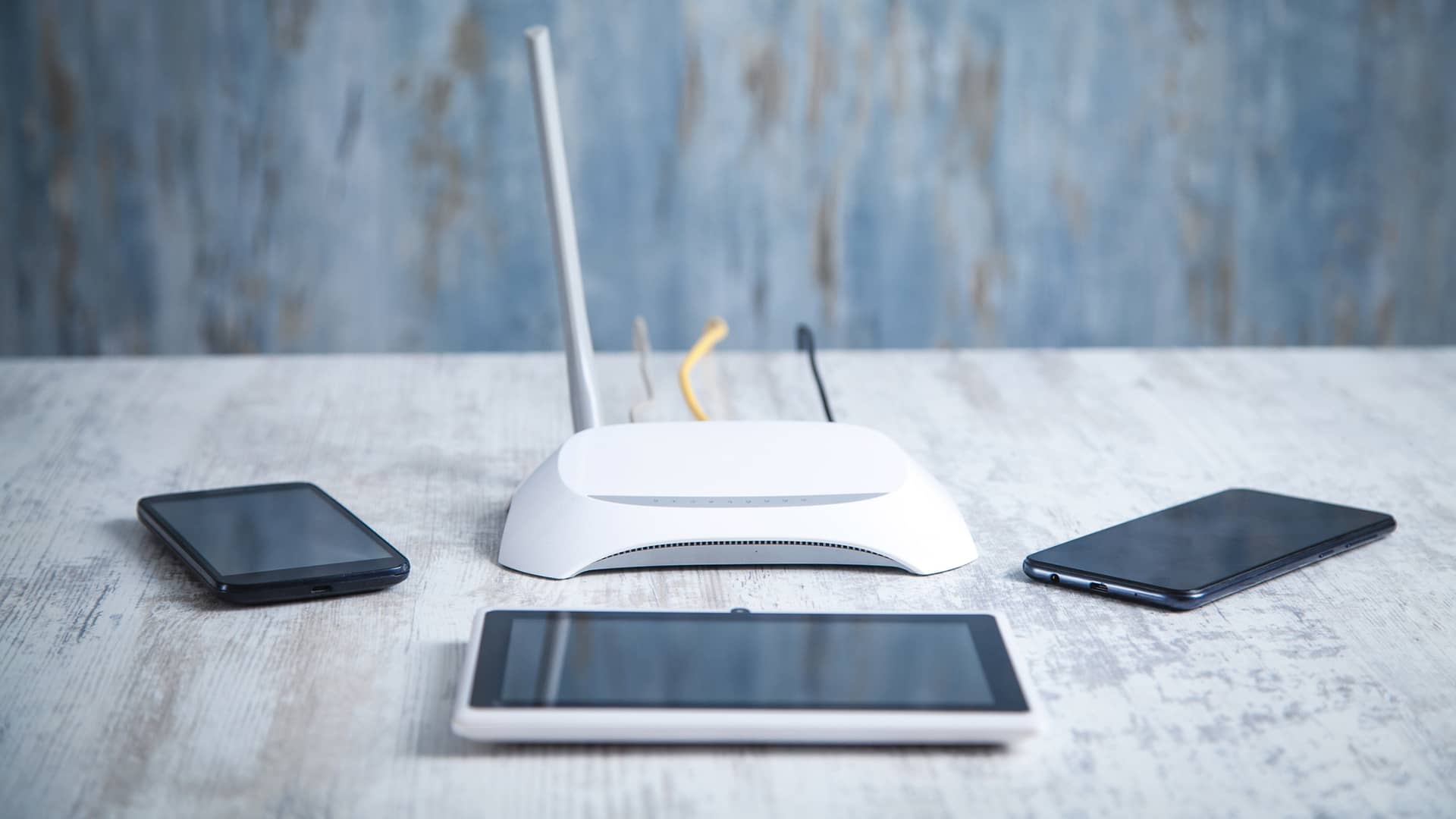 Cómo utilizar un router como repetidor wifi sin cables